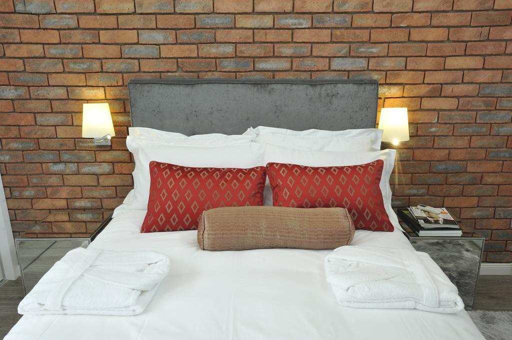 Urban Oasis Apartments At Paragon Виндхук Экстерьер фото